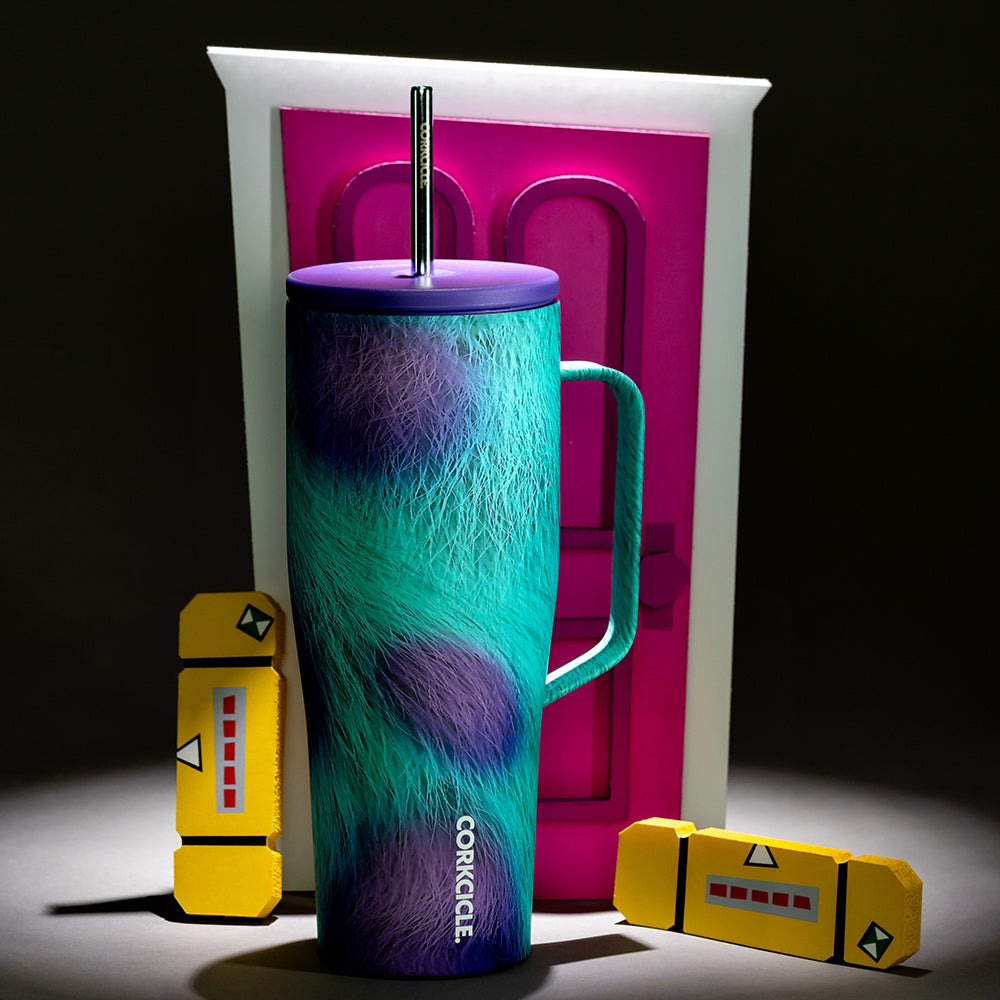 disney-pixar-cold-cup-xl-y9 MonstersInc-Lifestyle-PDP2.jpg