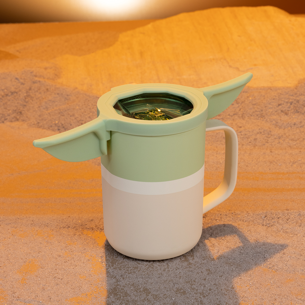 star-warstm-coffee-mug-p2 cb49bfa7ad2c--CRK-poolboy-AUG-2021-Starwars-14.png